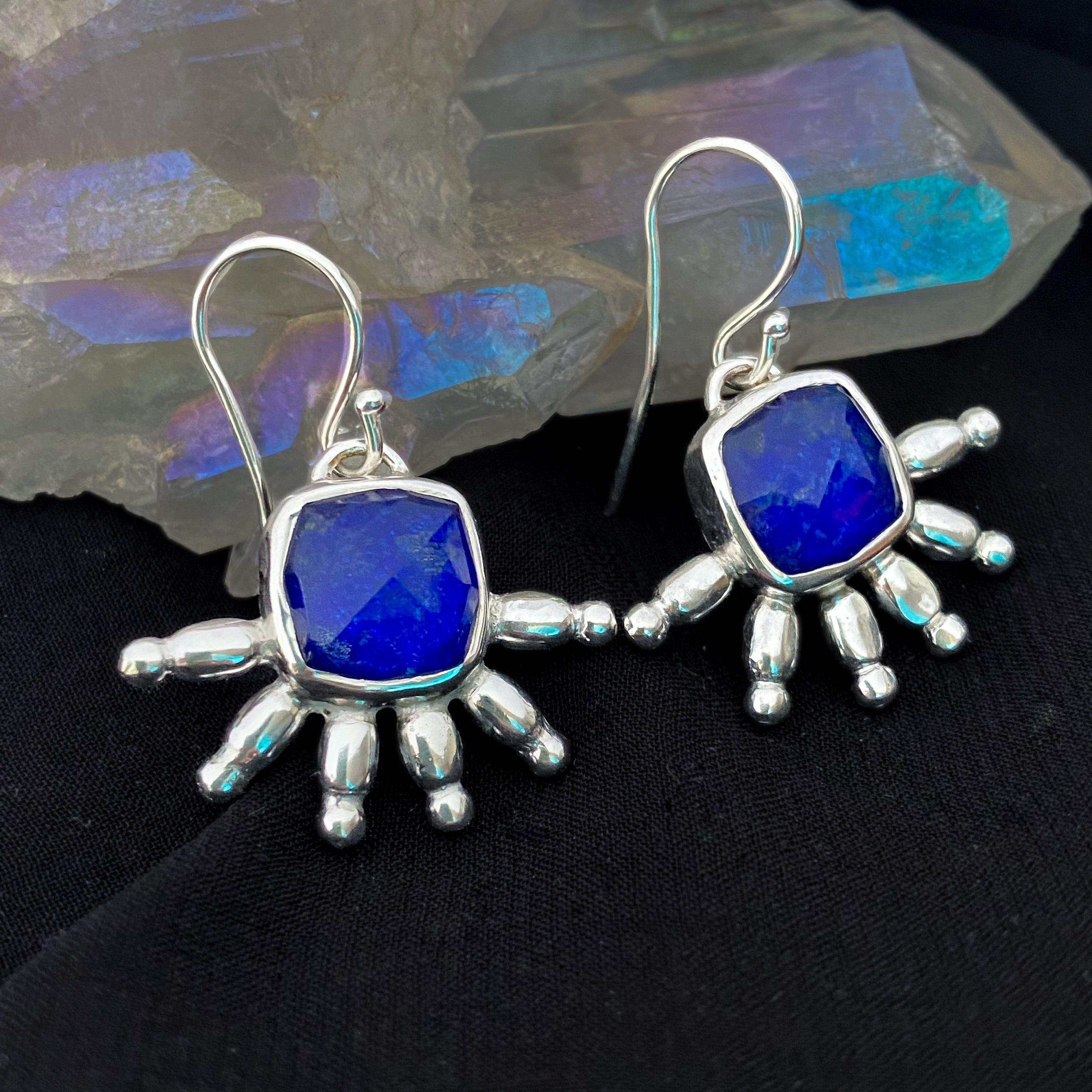 Lapis Lazuli Tribal Dangle Earrings Sterling Silver - MANARI.eu