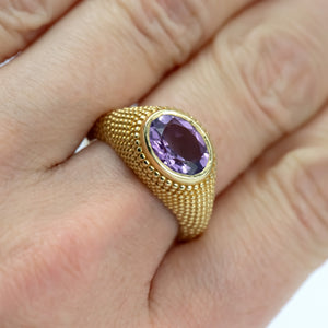 Nubia Oval Amethyst Yellow Gold Ring Size 7US - MANARI.eu
