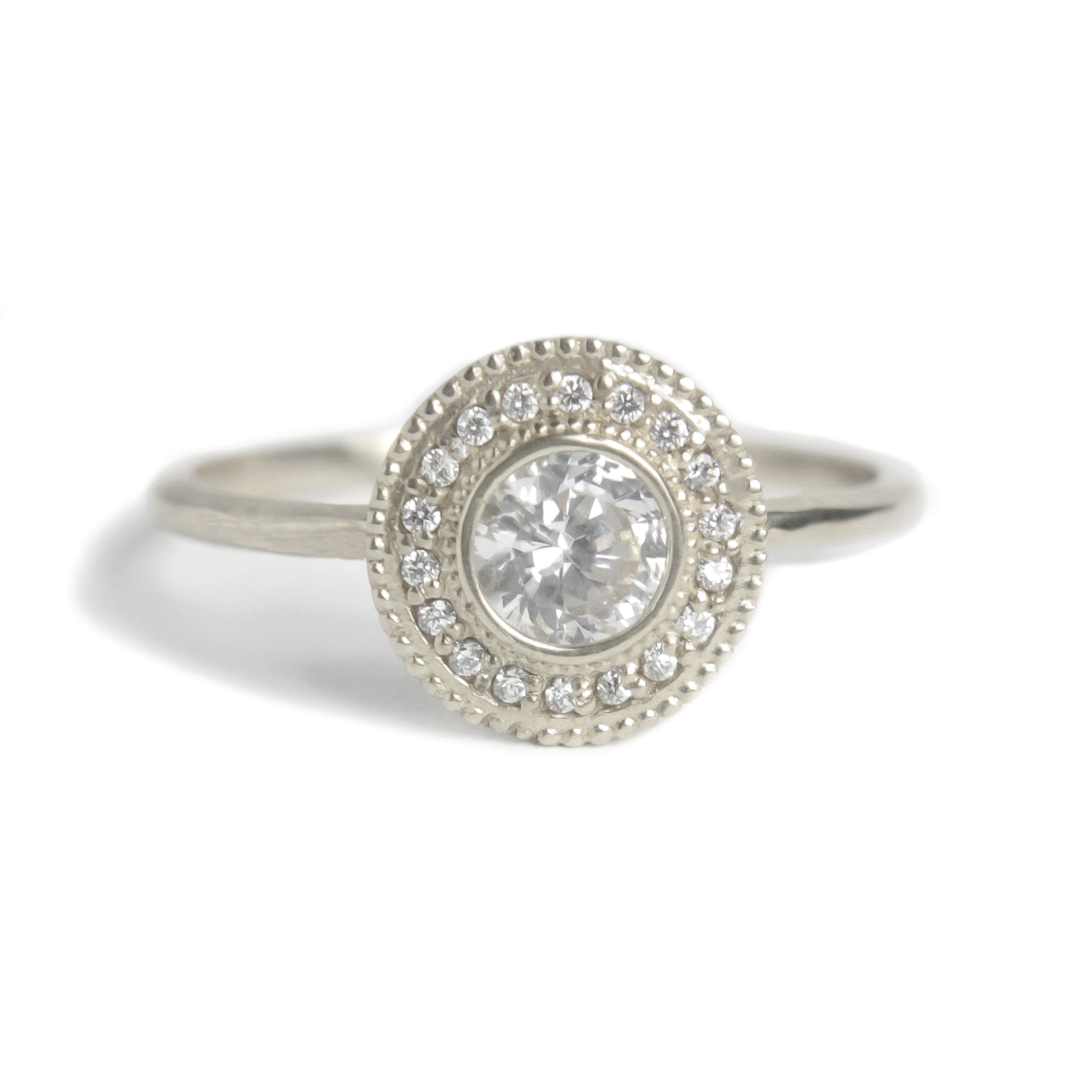 Malika Diamond Ring - MANARI.eu