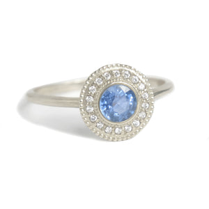 Malika Blue Sapphire Diamond Ring - MANARI.eu