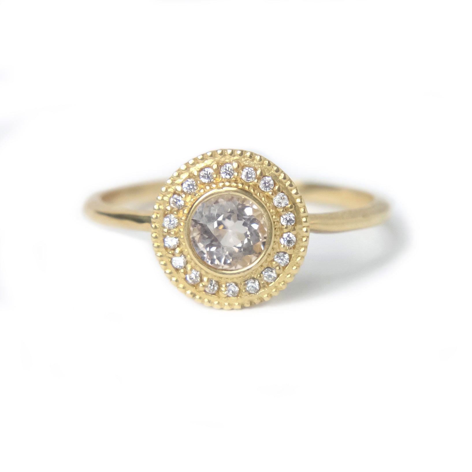 Malika Morganite Diamond Ring - MANARI.eu