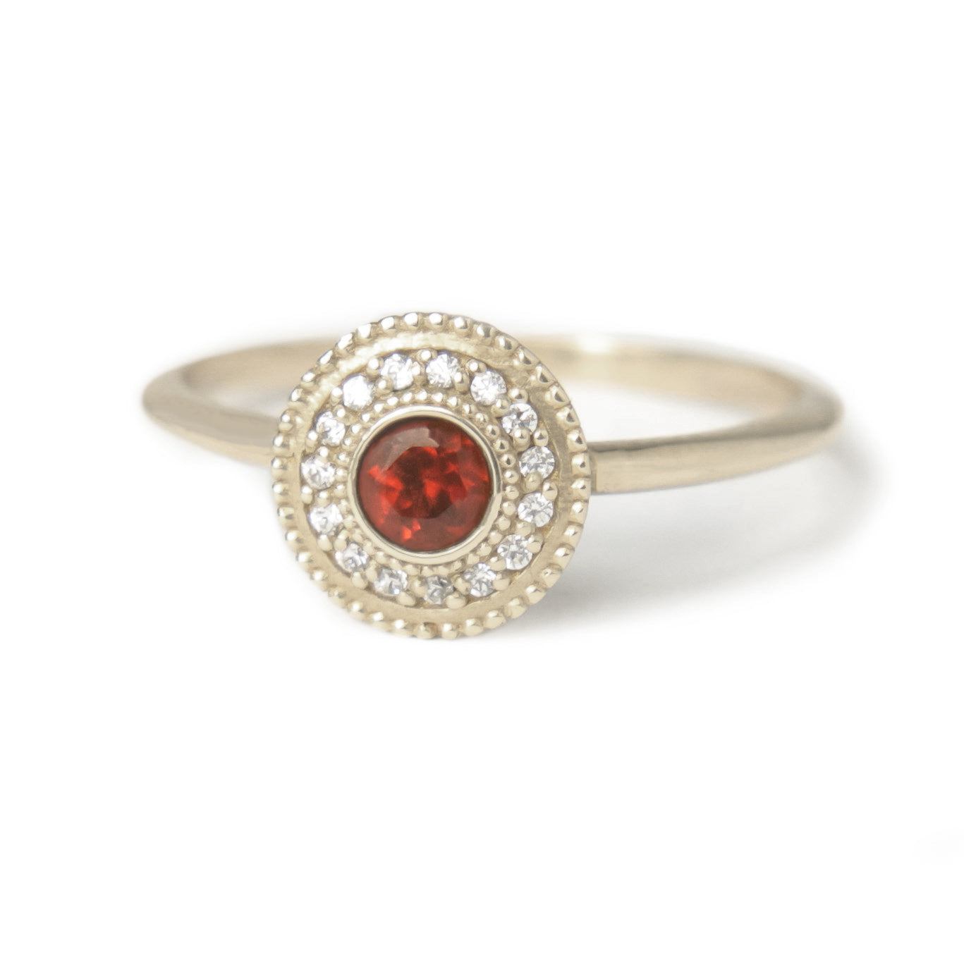 Leila Garnet Diamond Ring - MANARI.eu