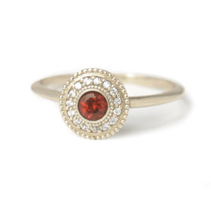 Leila Garnet Diamond Ring - MANARI.eu