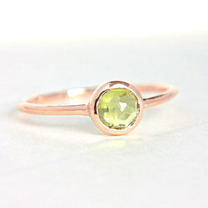 Peridot 14k Rose Gold Ring - MANARI.eu