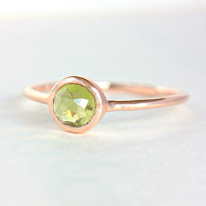 Peridot 14k Rose Gold Ring - MANARI.eu