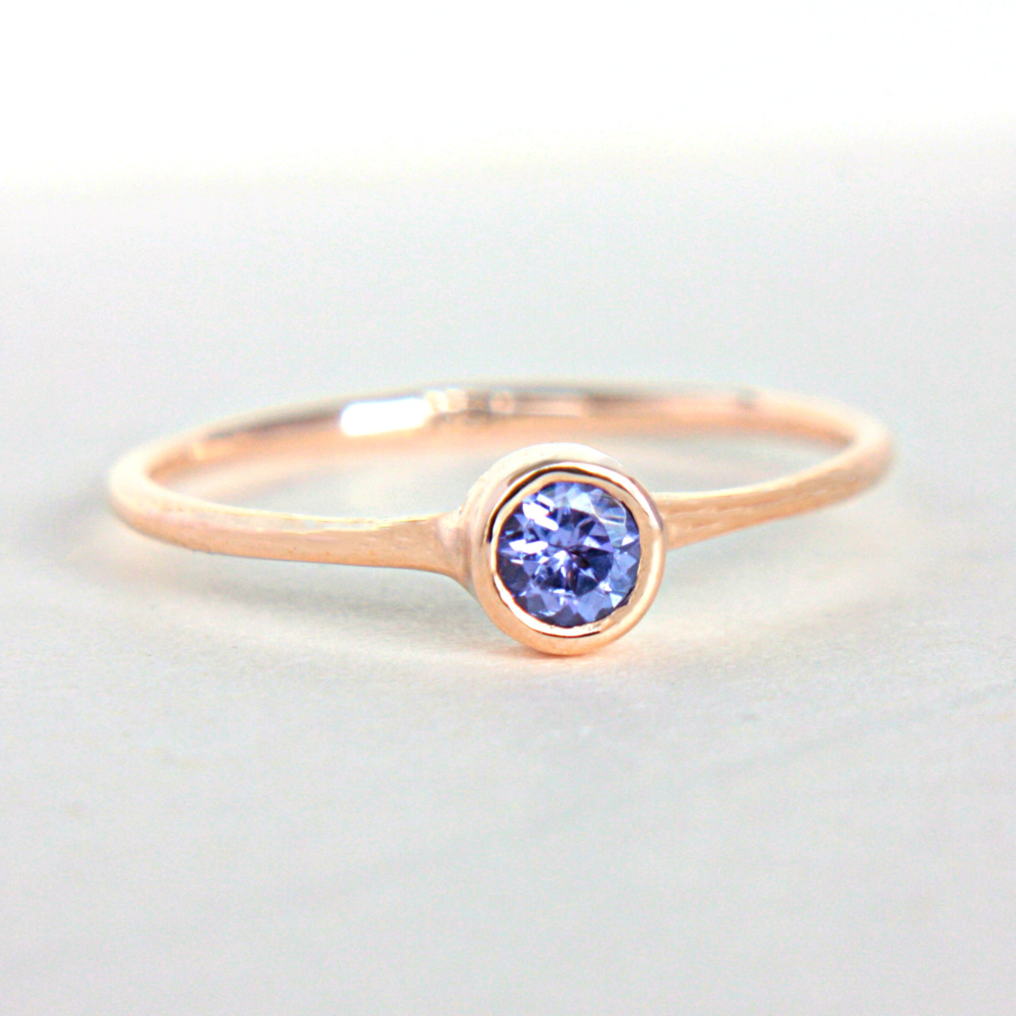 Tanzanite 14k Gold Ring - MANARI.eu