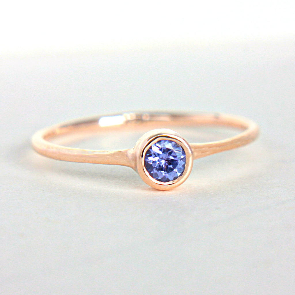 Tanzanite 14k Gold Ring - MANARI.eu