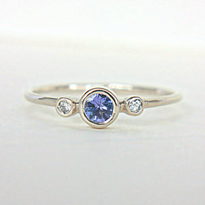 Tanzanite and Diamond Ring 14k White Gold - MANARI.eu
