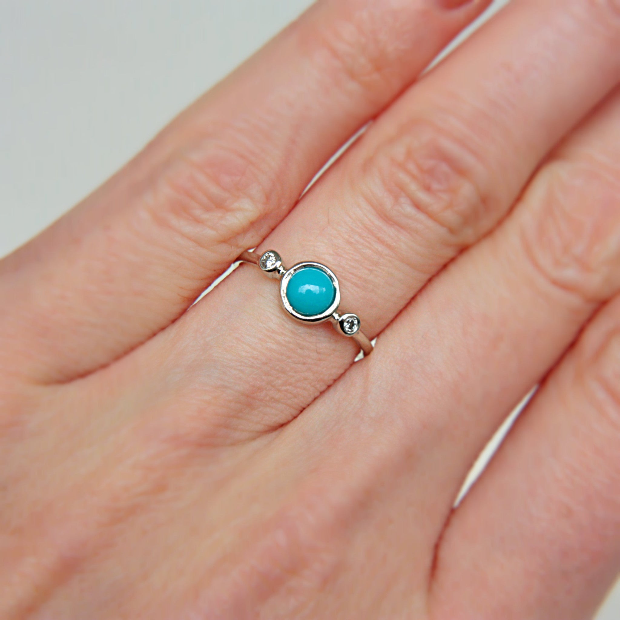 Turquoise and Diamond 14k Gold Ring - MANARI.eu
