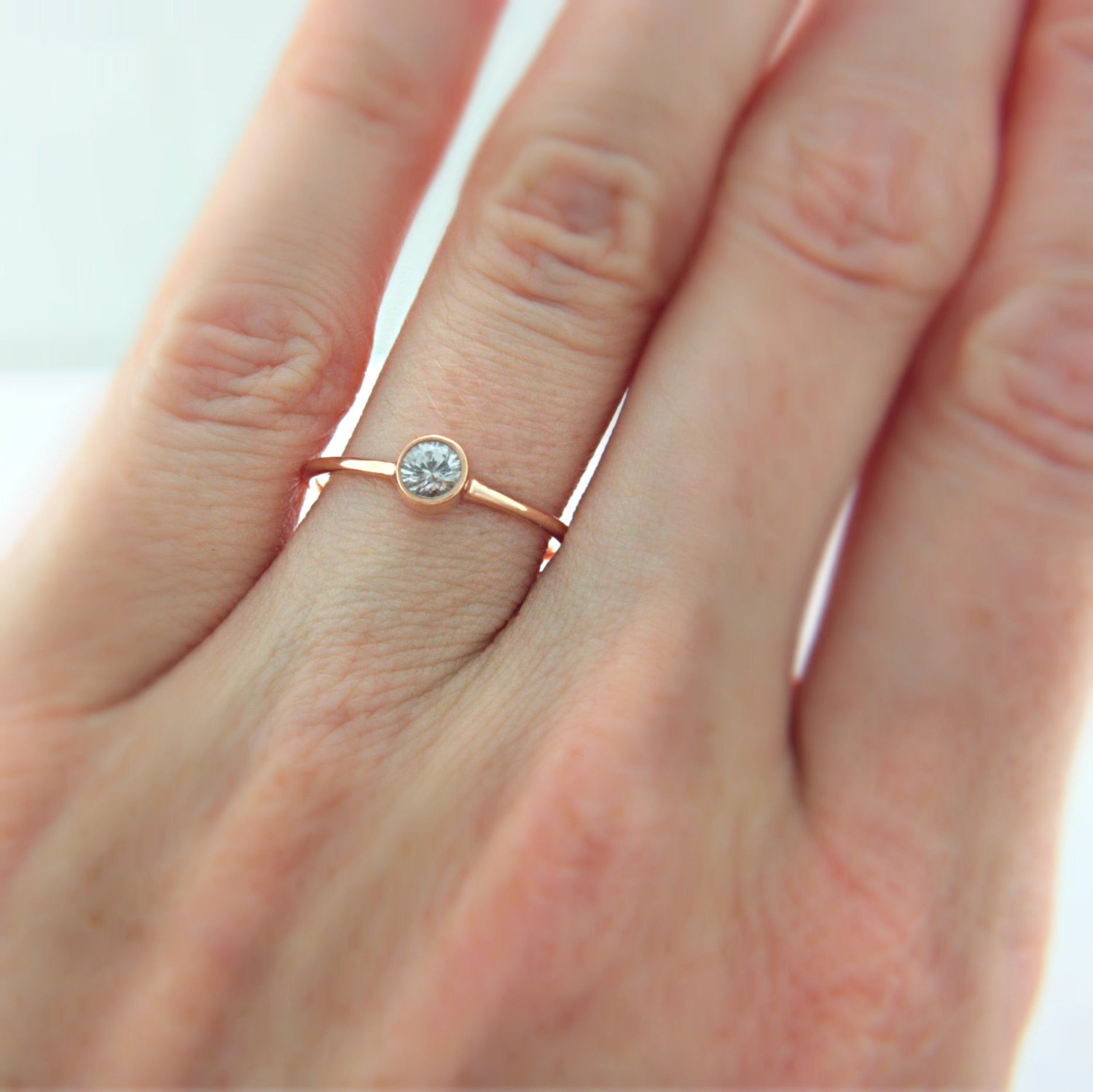 White Sapphire 14k Gold Ring - MANARI.eu