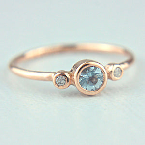 Aquamarine and Diamond Ring 14k Gold - MANARI.eu