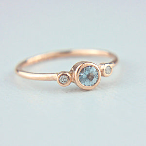 Aquamarine and Diamond Ring 14k Gold - MANARI.eu