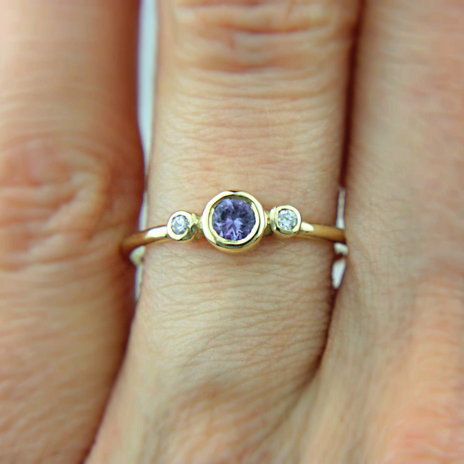 Tanzanite and Diamond Ring 14k White Gold - MANARI.eu