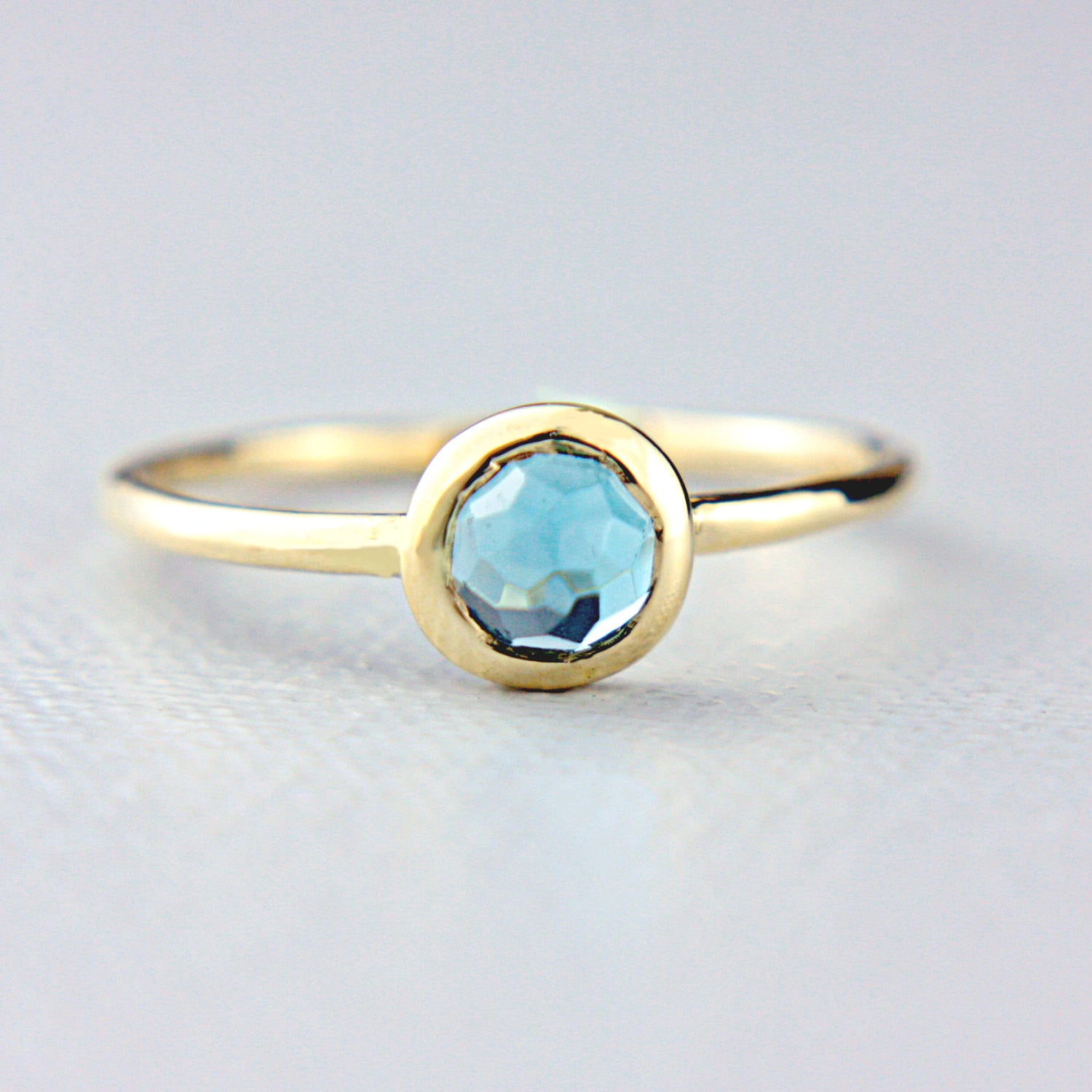 Blue Rose Cut Topaz 14k Gold Ring - MANARI.eu