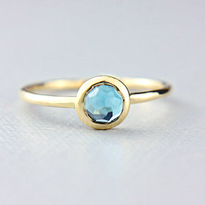 Blue Rose Cut Topaz 14k Gold Ring - MANARI.eu