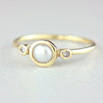 White Pearl and Diamond 14k Gold Ring - MANARI.eu