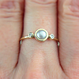 White Pearl and Diamond 14k Gold Ring - MANARI.eu