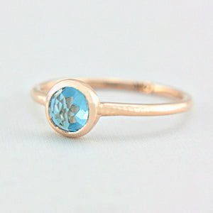 Blue Rose Cut Topaz 14k Gold Ring - MANARI.eu