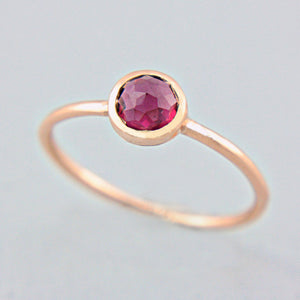 Rhodolite Rose Cut Garnet Ring 14k Gold - MANARI.eu