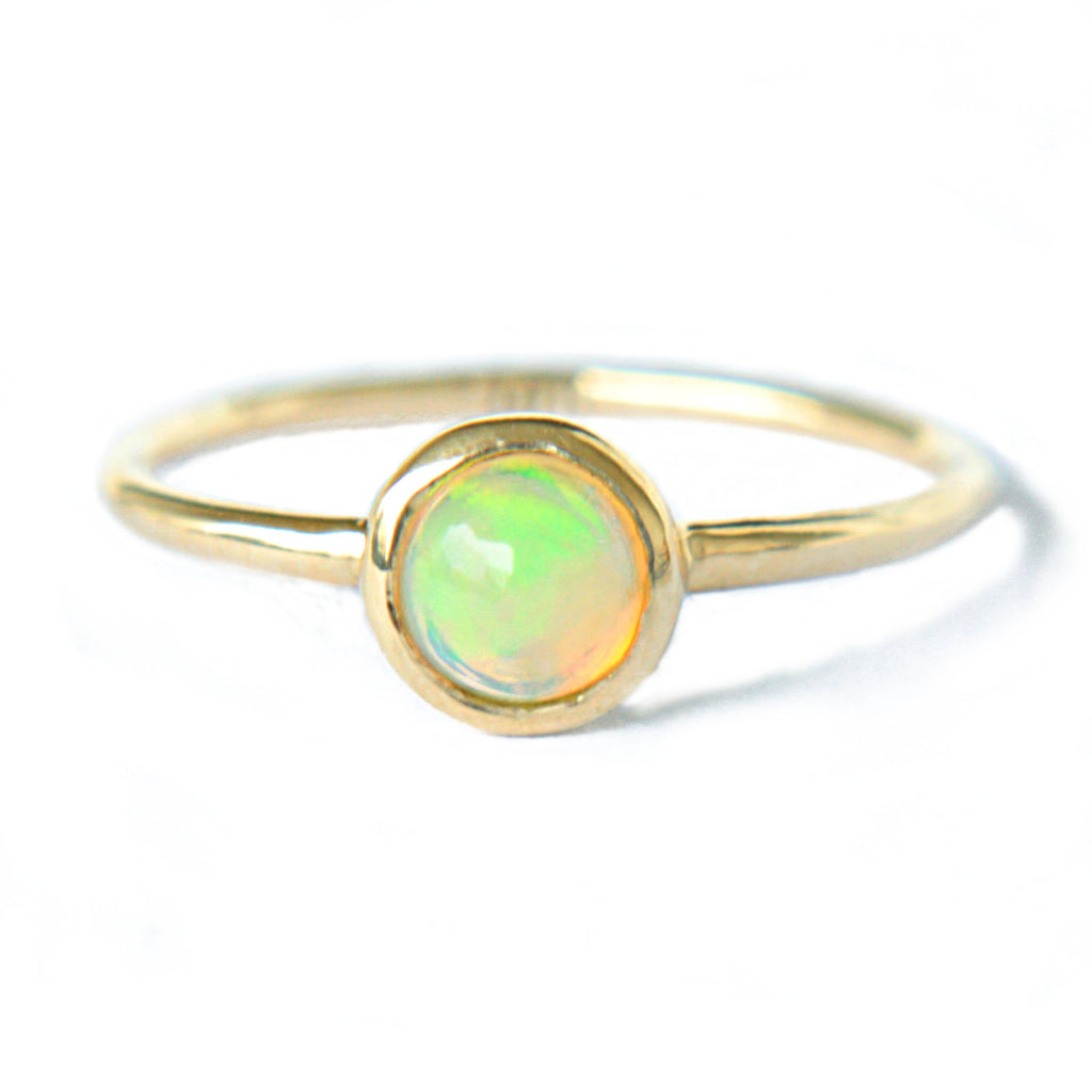 Opal 14k Gold Ring - MANARI.eu
