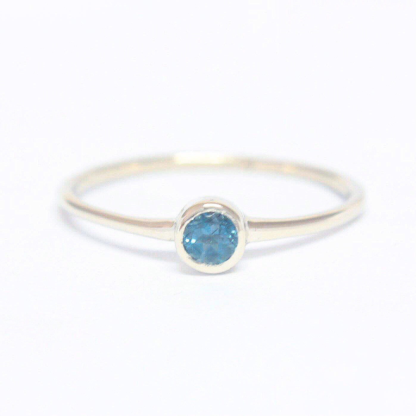 Blue Topaz 14k Gold Ring - MANARI.eu