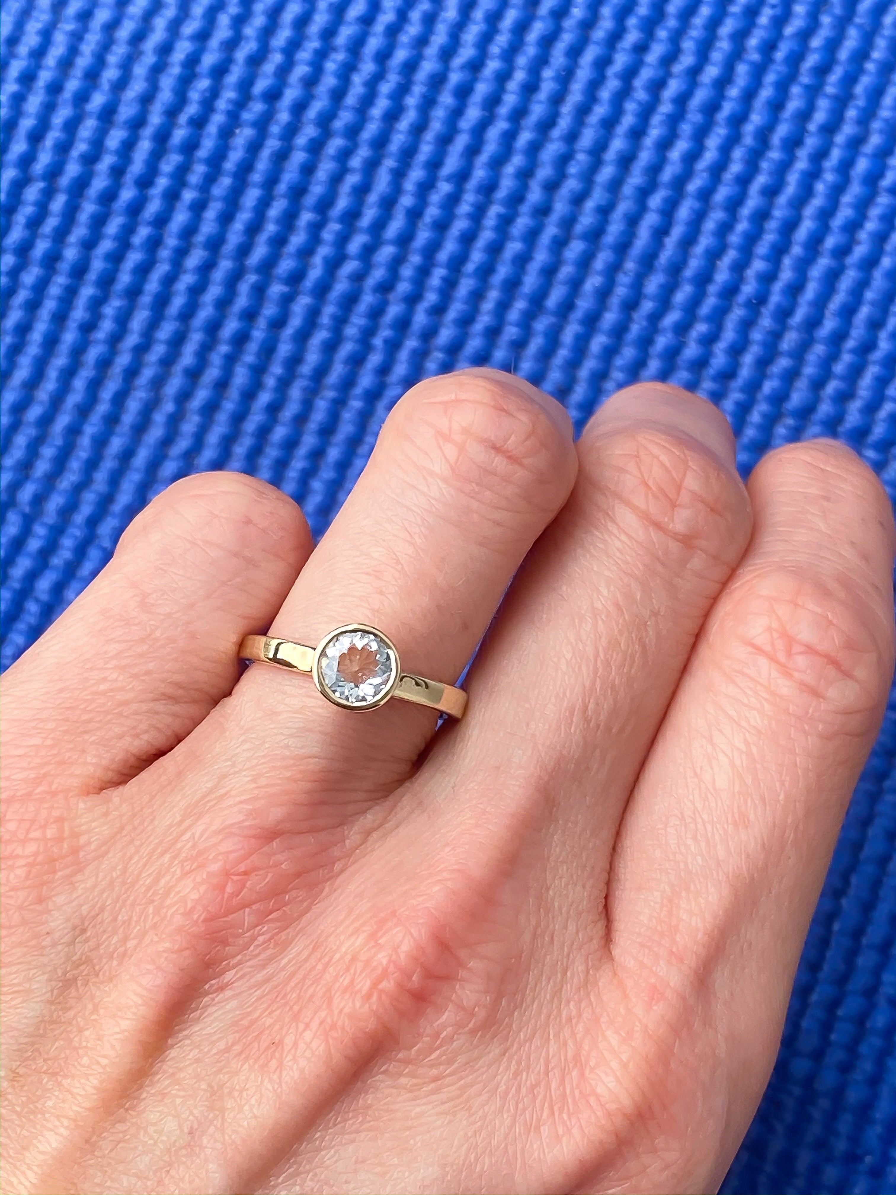 Aquamarine Yellow Gold Ring - MANARI.eu
