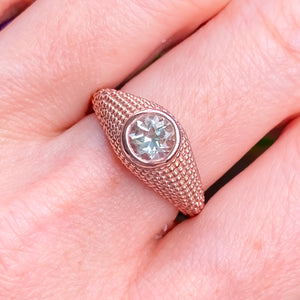 Nubia Round Green Amethyst Rose Gold Ring Size 7US - MANARI.eu