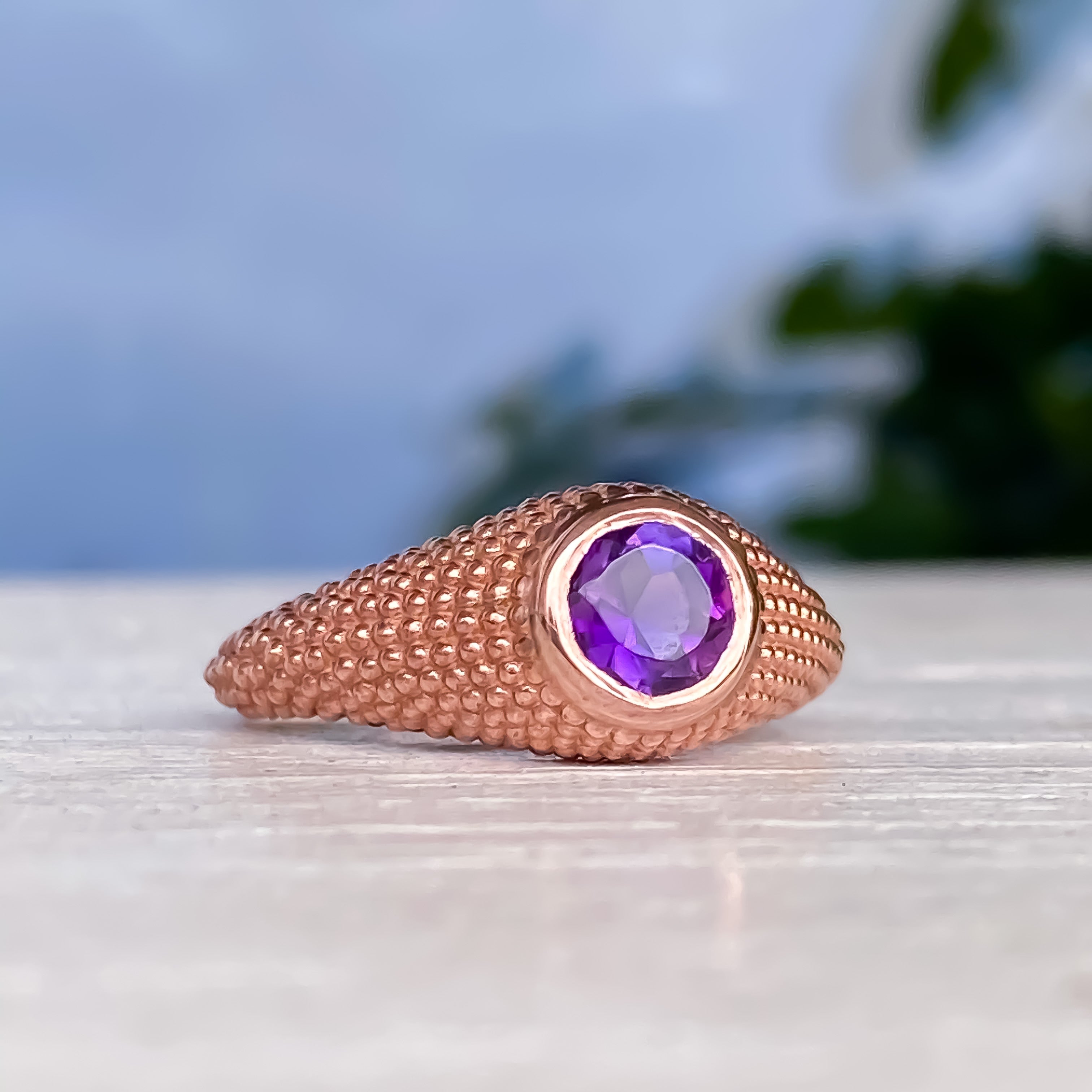 Nubia Round Purple Amethyst Rose Gold Ring Size 7.25US - MANARI.eu