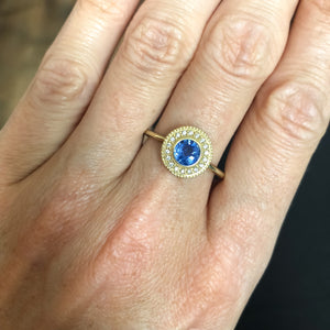 Malika Blue Sapphire Diamond Ring - MANARI.eu