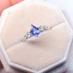 Betty Pear Tanzanite Diamond/Mossanite Ring - MANARI.eu