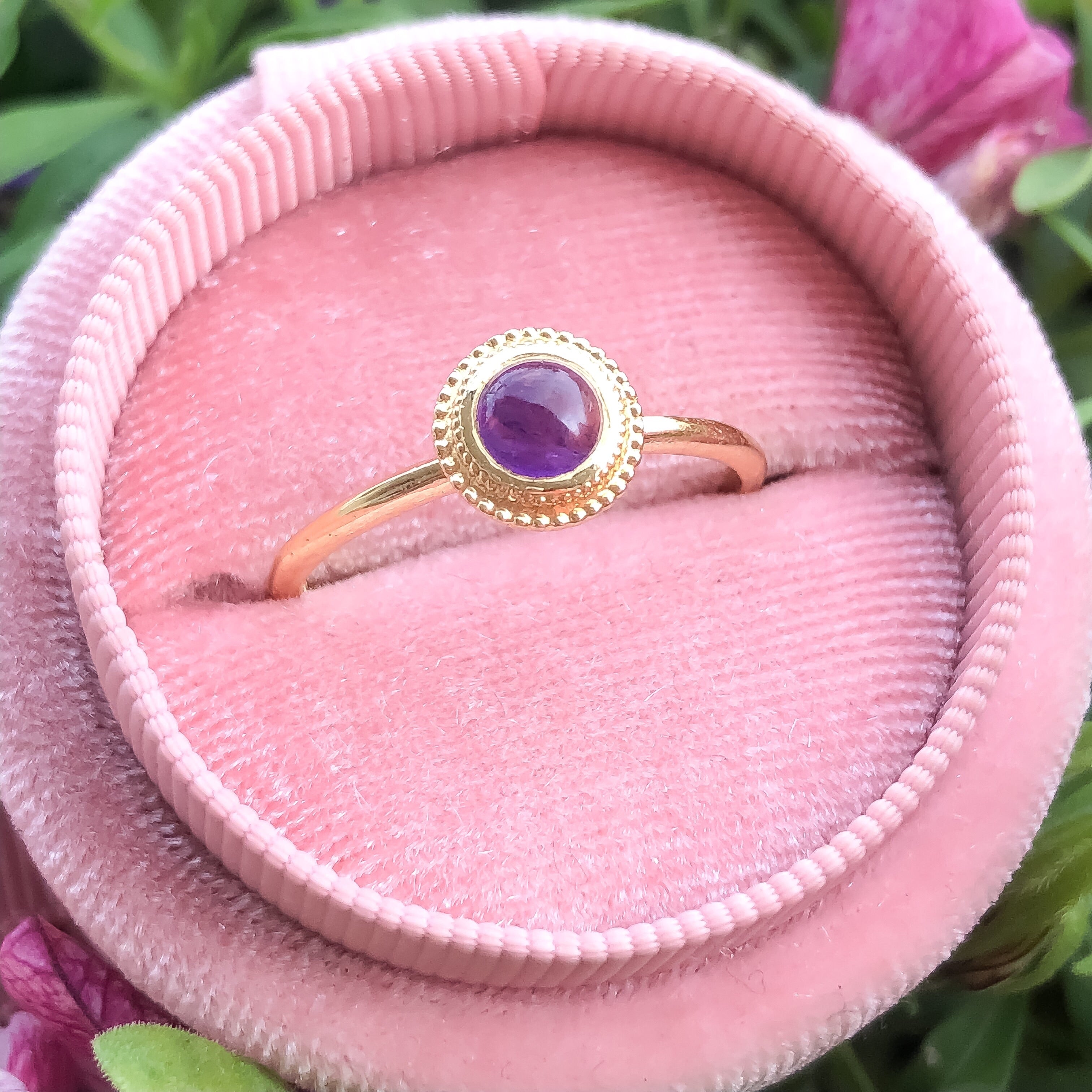 Dalia Amethyst Ring - MANARI.eu