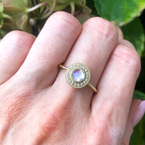 Malika Moonstone Cabochon Diamond Ring - MANARI.eu