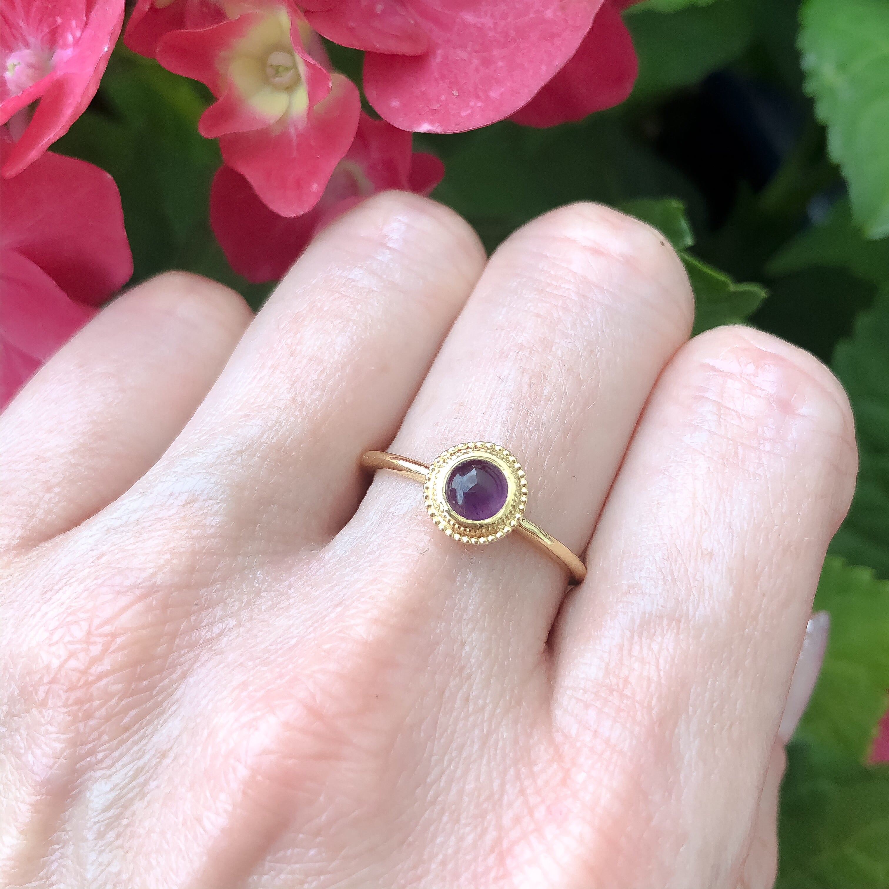 Dalia Amethyst Ring - MANARI.eu