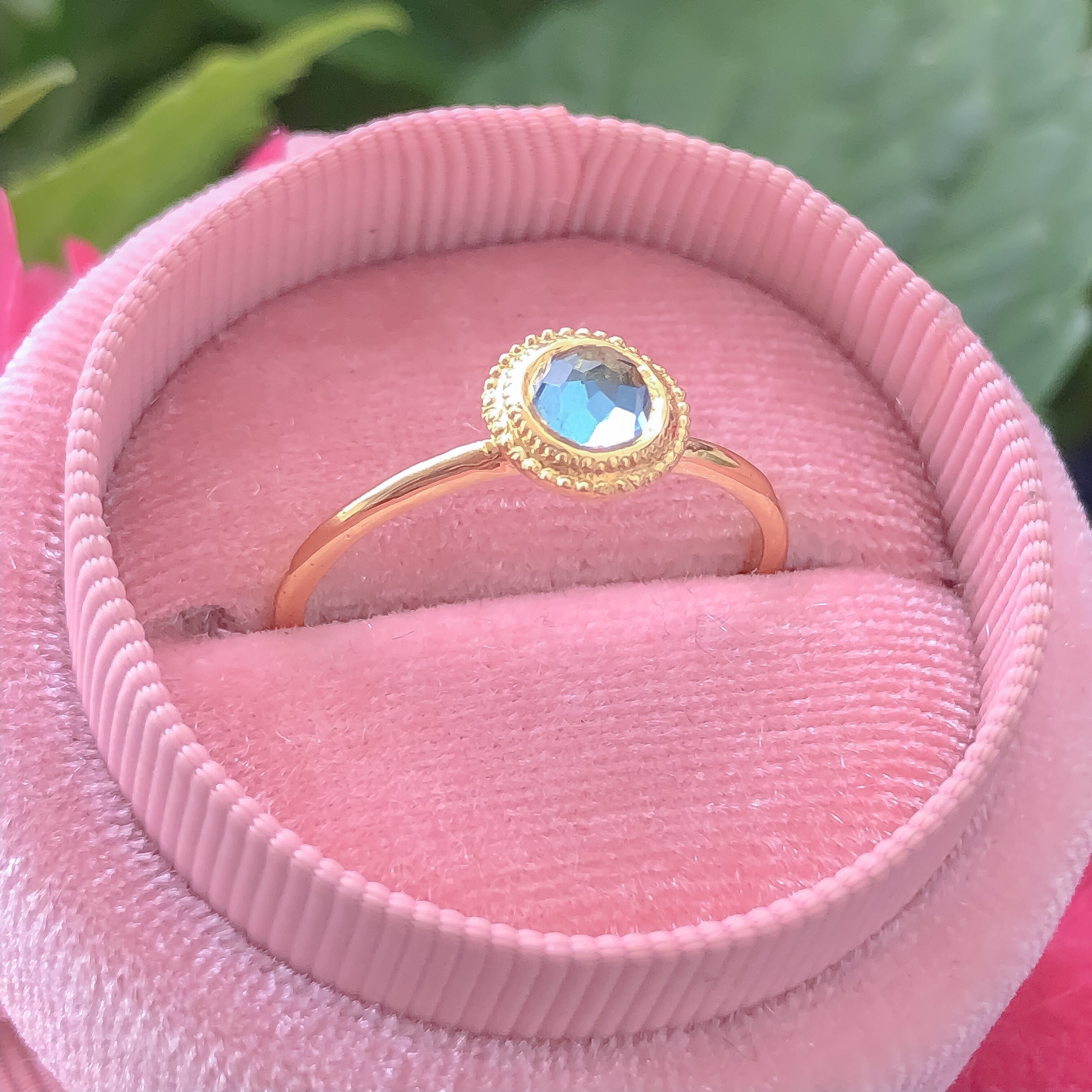 Dalia Blue Topaz Rose Cut Ring - MANARI.eu