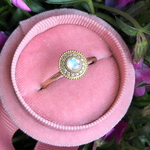 Leila Moonstone Diamond Ring - MANARI.eu