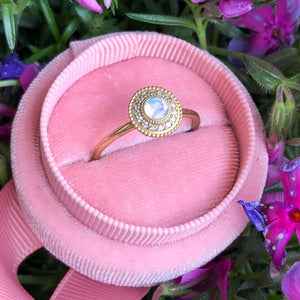 Leila Moonstone Diamond Ring - MANARI.eu