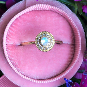 Leila Moonstone Diamond Ring - MANARI.eu