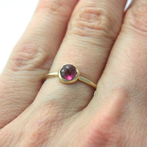 Rhodolite Rose Cut Garnet Ring 14k Gold - MANARI.eu