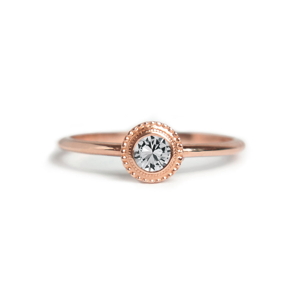 Nadine White Sapphire Ring - MANARI.eu